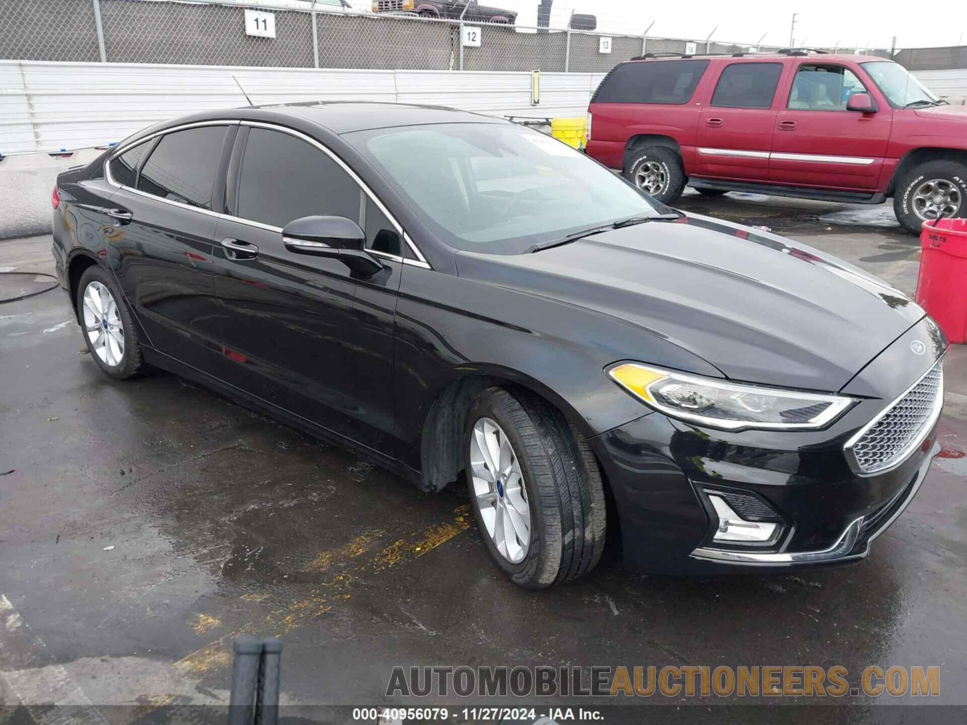 3FA6P0SU5KR251689 FORD FUSION ENERGI 2019