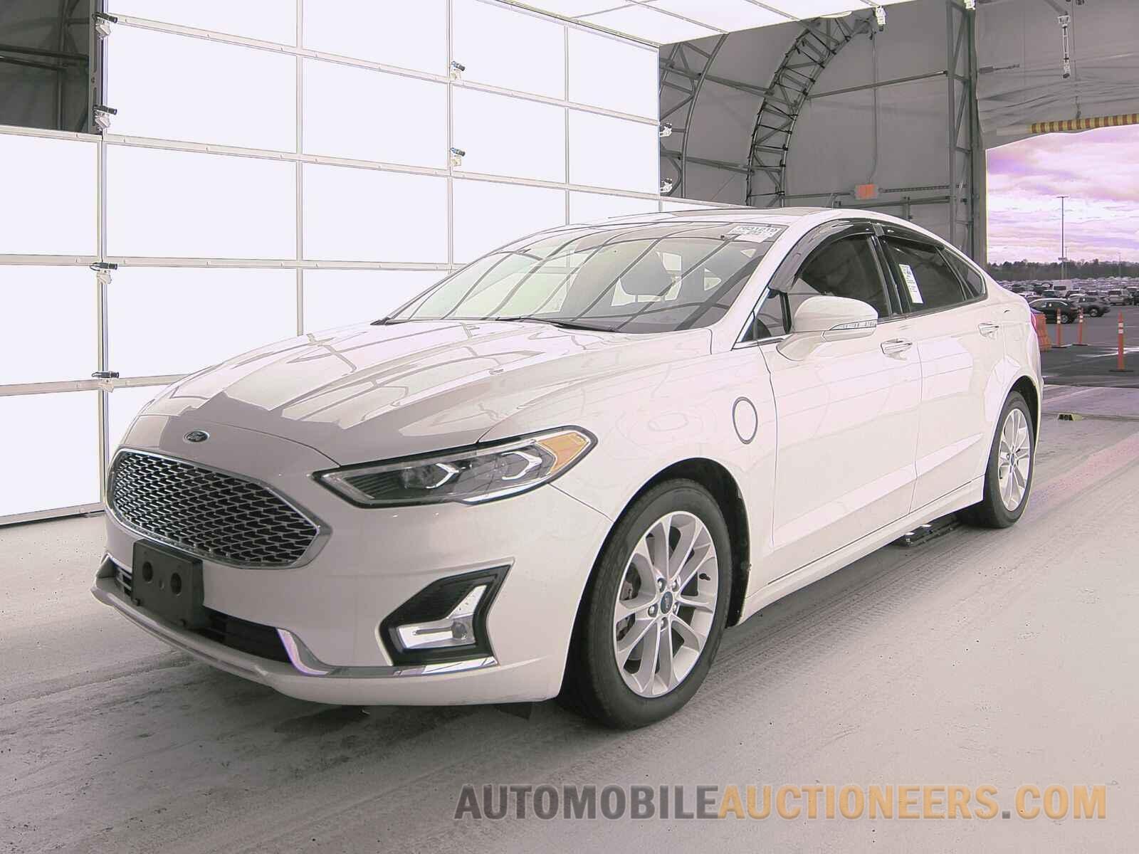 3FA6P0SU5LR101826 Ford Fusion Energi 2020