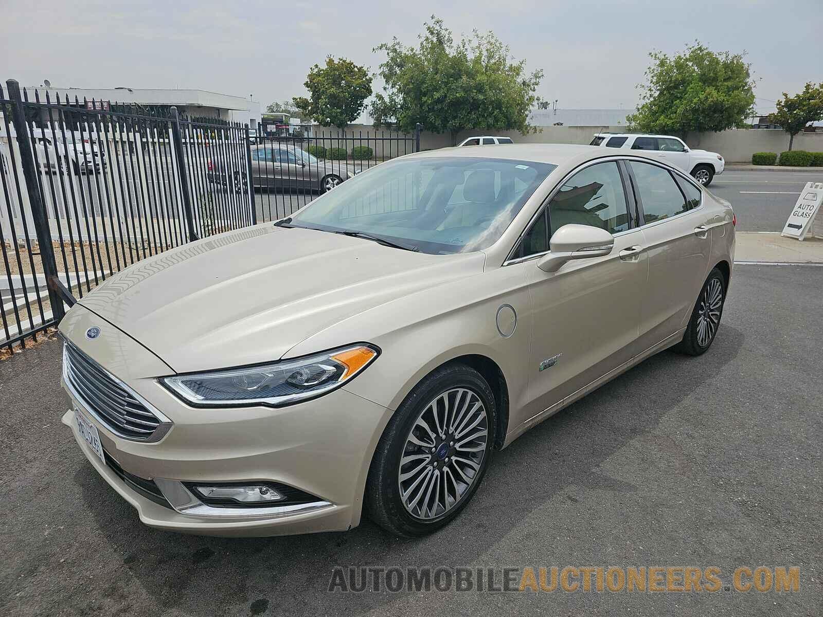 3FA6P0SU6HR238894 Ford Fusion Energi 2017