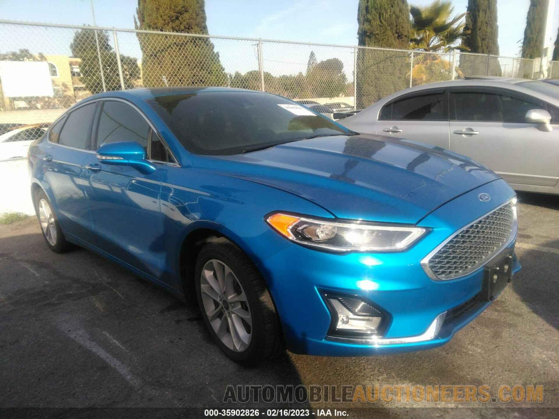 3FA6P0SU6KR232357 FORD FUSION ENERGI 2019