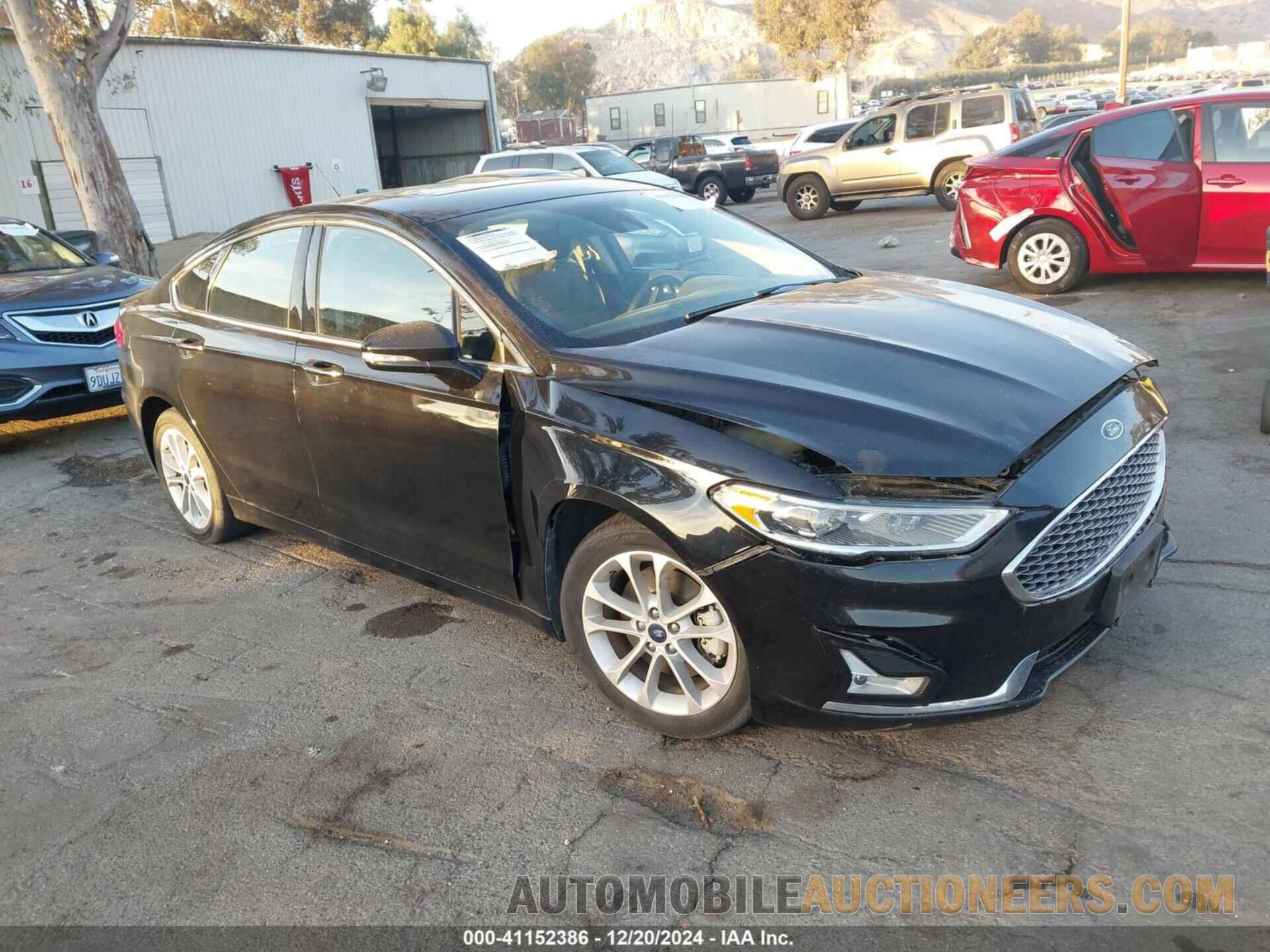 3FA6P0SU6LR225975 FORD FUSION 2020