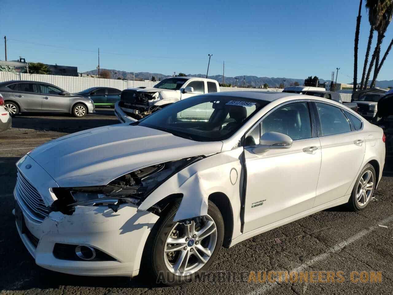 3FA6P0SU7FR173793 FORD FUSION 2015