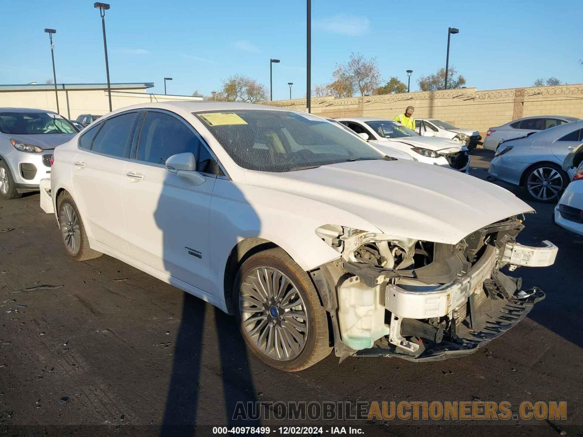 3FA6P0SU7HR379778 FORD FUSION ENERGI 2017