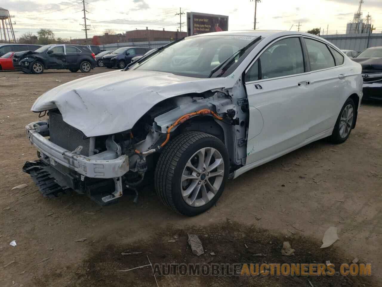 3FA6P0SU7KR211548 FORD FUSION 2019