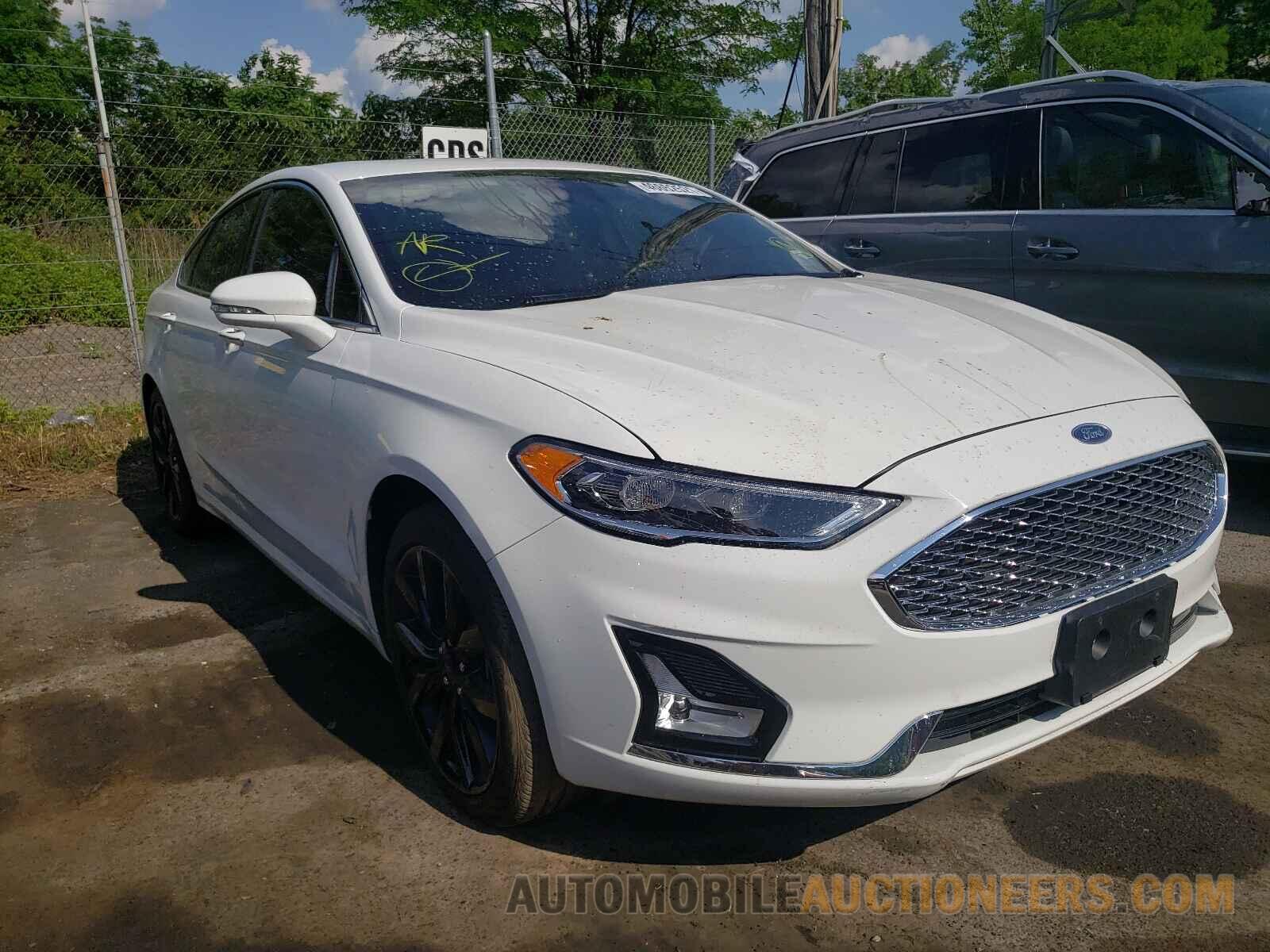 3FA6P0SU7KR212439 FORD FUSION 2019