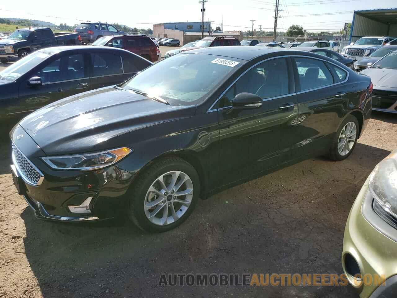 3FA6P0SU7KR252343 FORD FUSION 2019