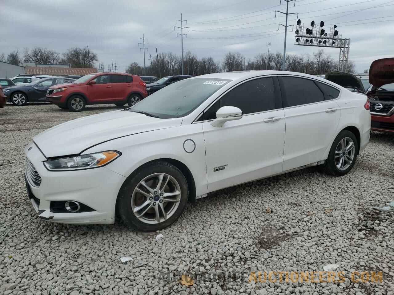 3FA6P0SU8GR245618 FORD FUSION 2016