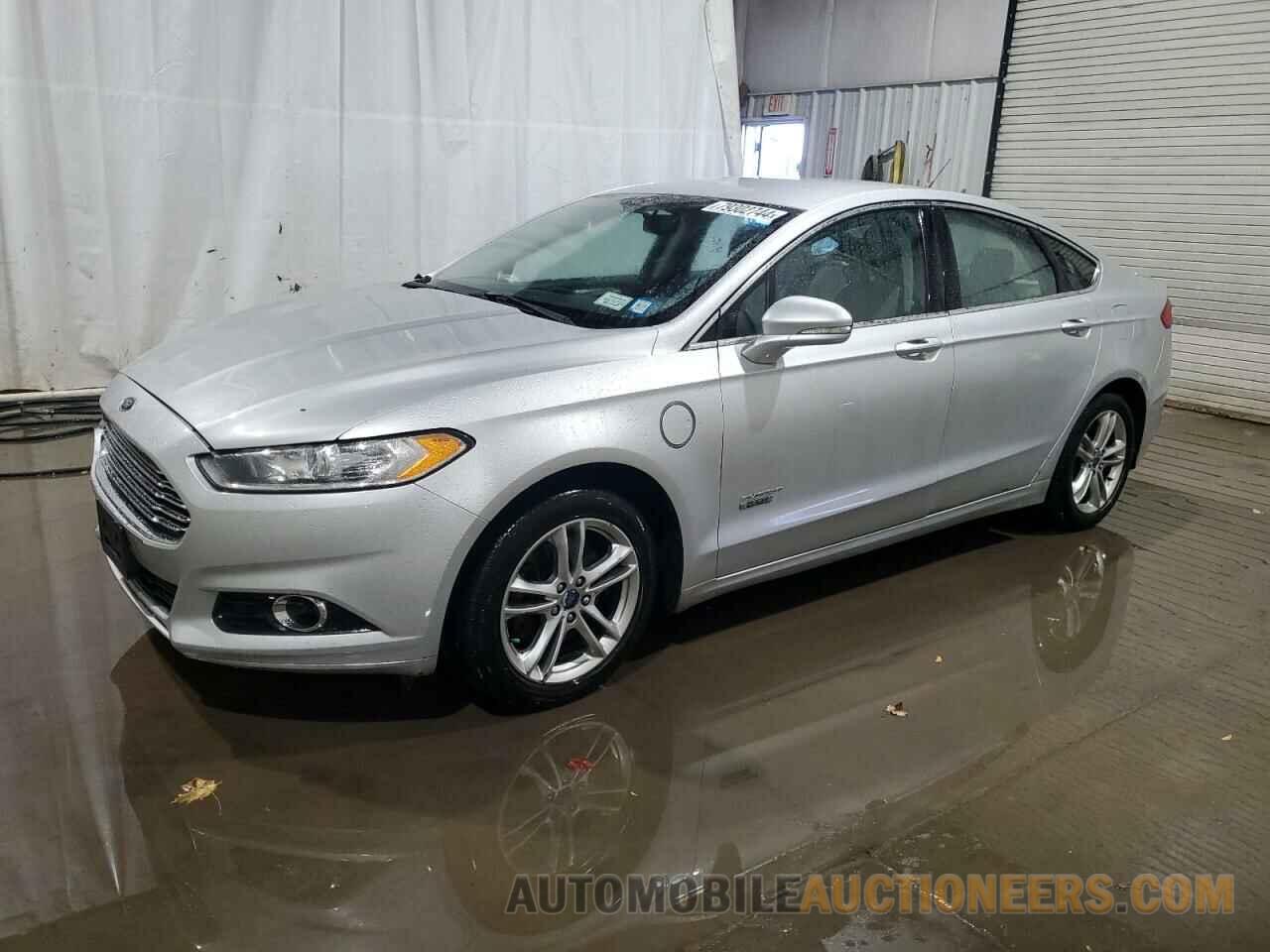 3FA6P0SU8GR373745 FORD FUSION 2016