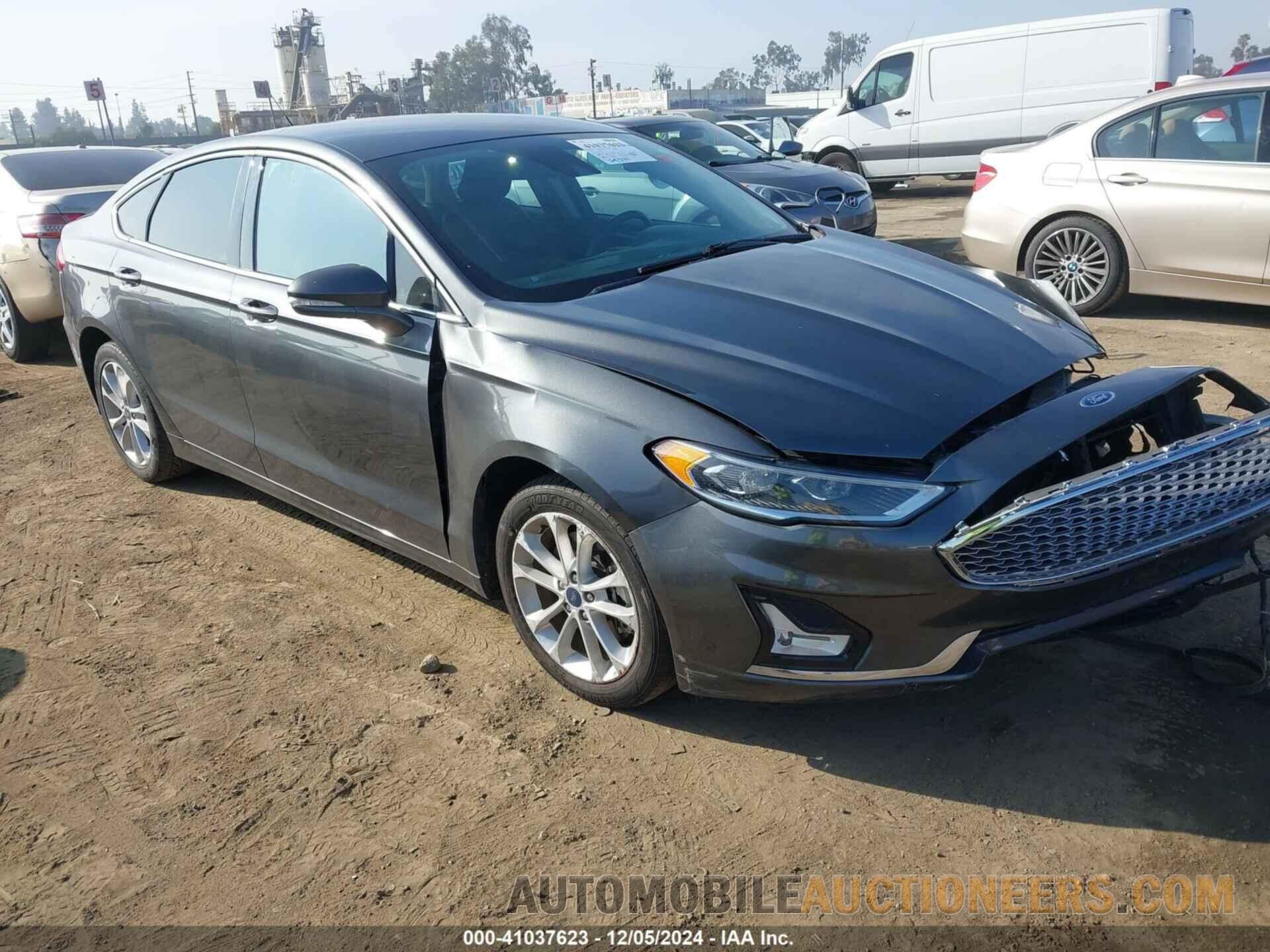 3FA6P0SU8KR114732 FORD FUSION ENERGI 2019