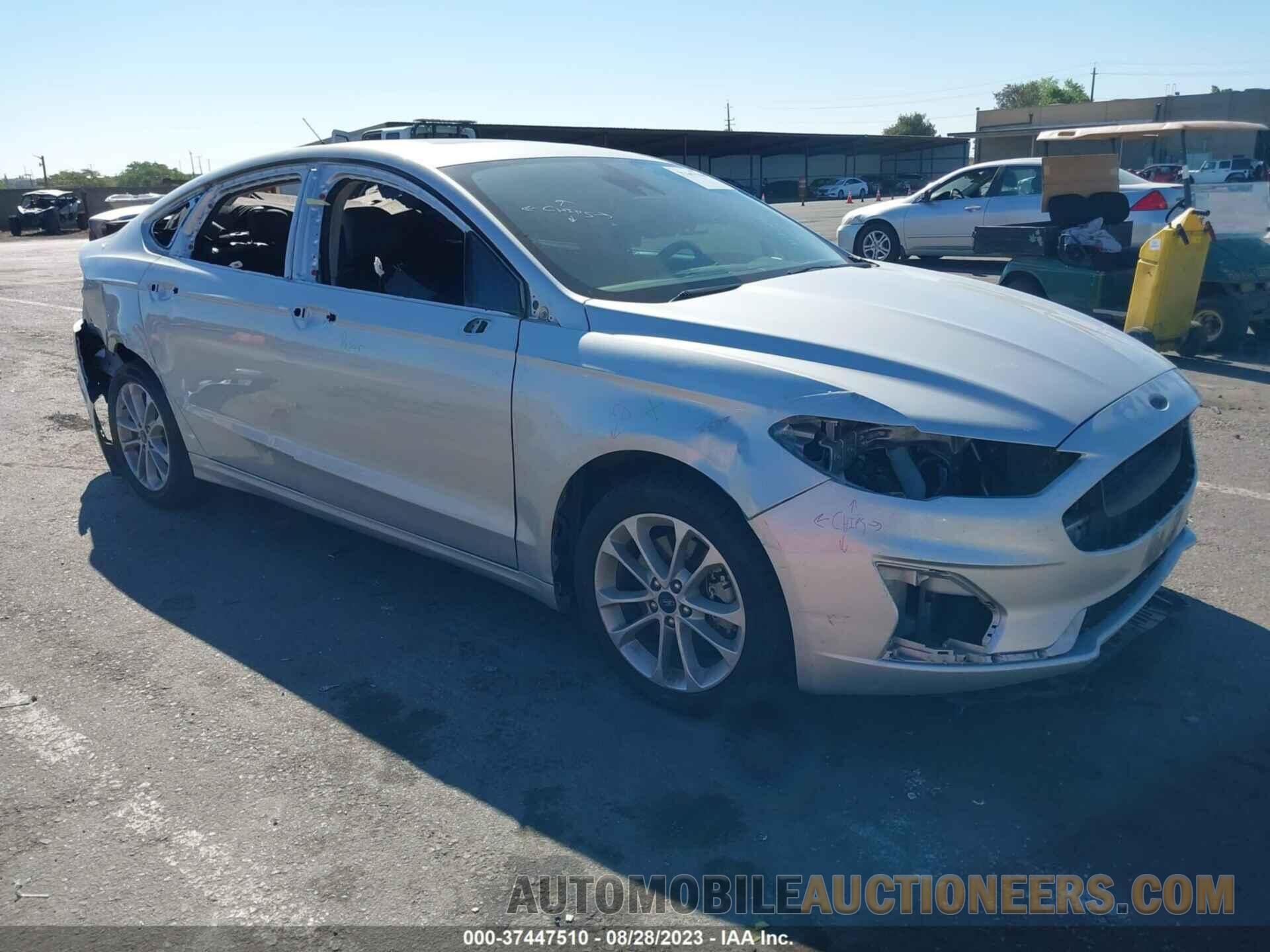 3FA6P0SU8KR145446 FORD FUSION ENERGI 2019