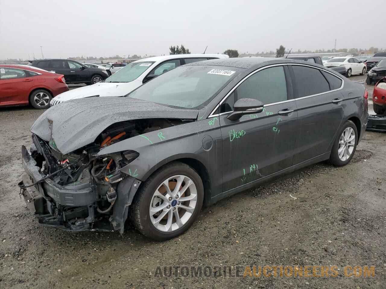 3FA6P0SU8KR252240 FORD FUSION 2019