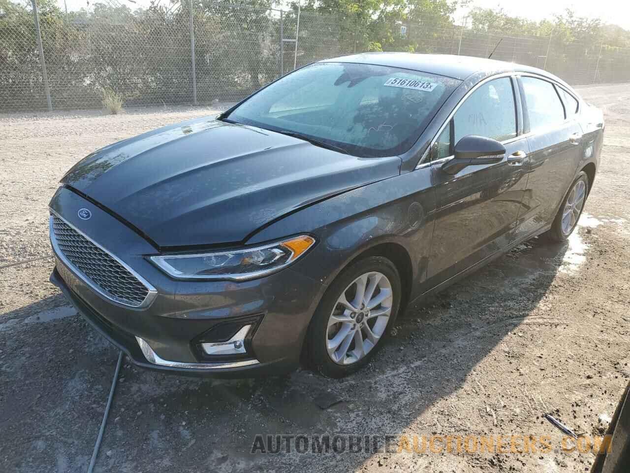 3FA6P0SU9KR245474 FORD FUSION 2019