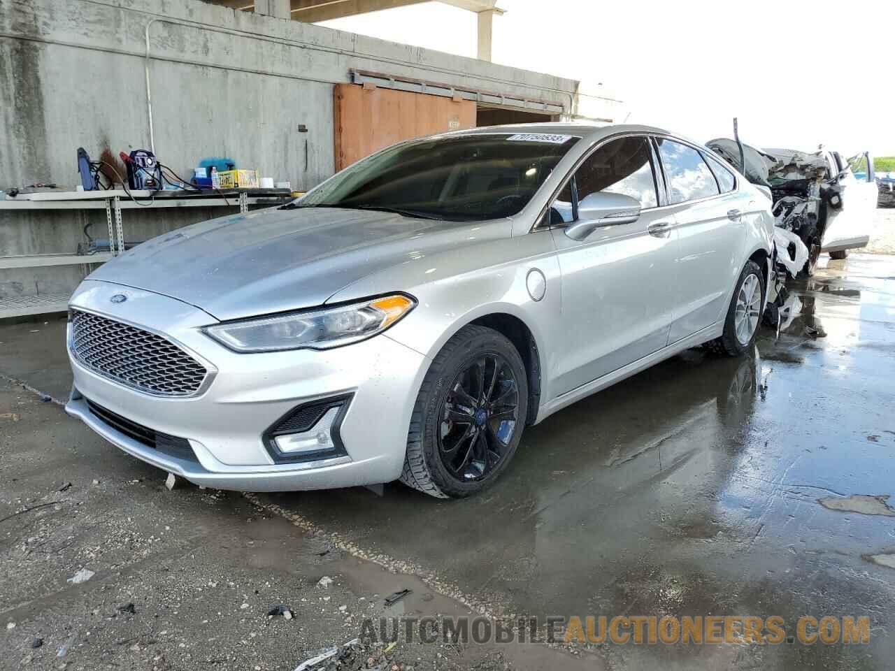 3FA6P0SUXKR157615 FORD FUSION 2019