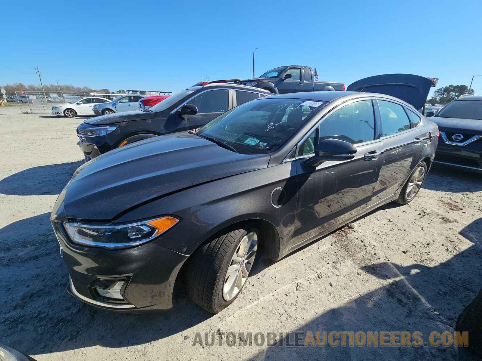 3FA6P0SUXKR212645 Ford Fusion Energi 2019