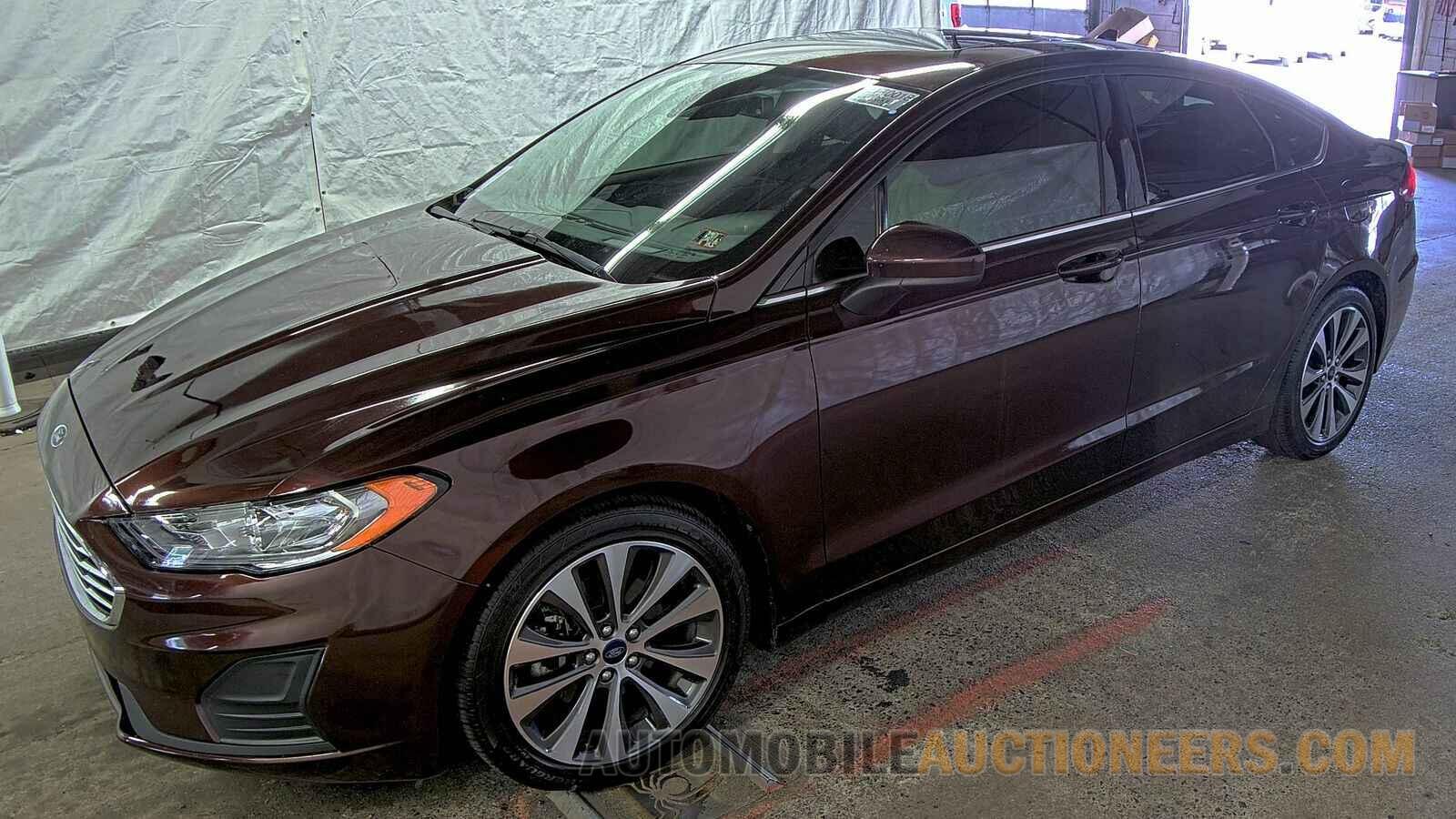 3FA6P0T92KR245682 Ford Fusion 2019