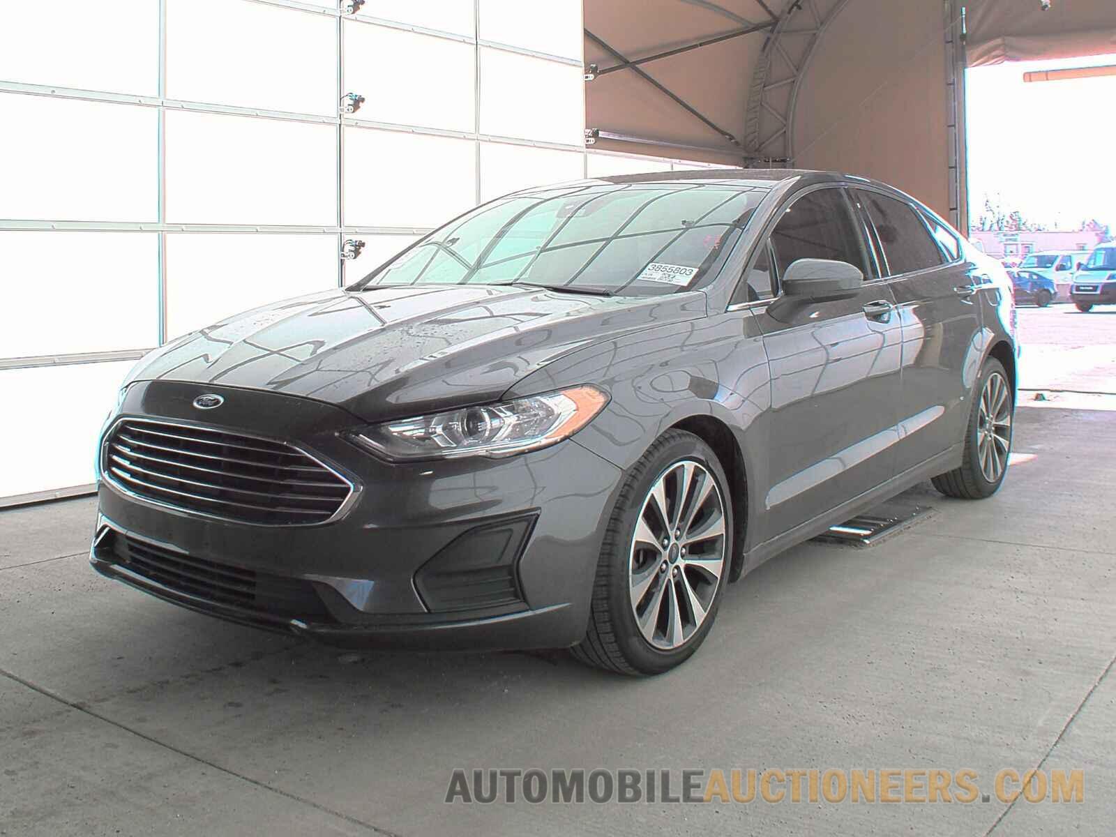 3FA6P0T92KR252860 Ford Fusion 2019