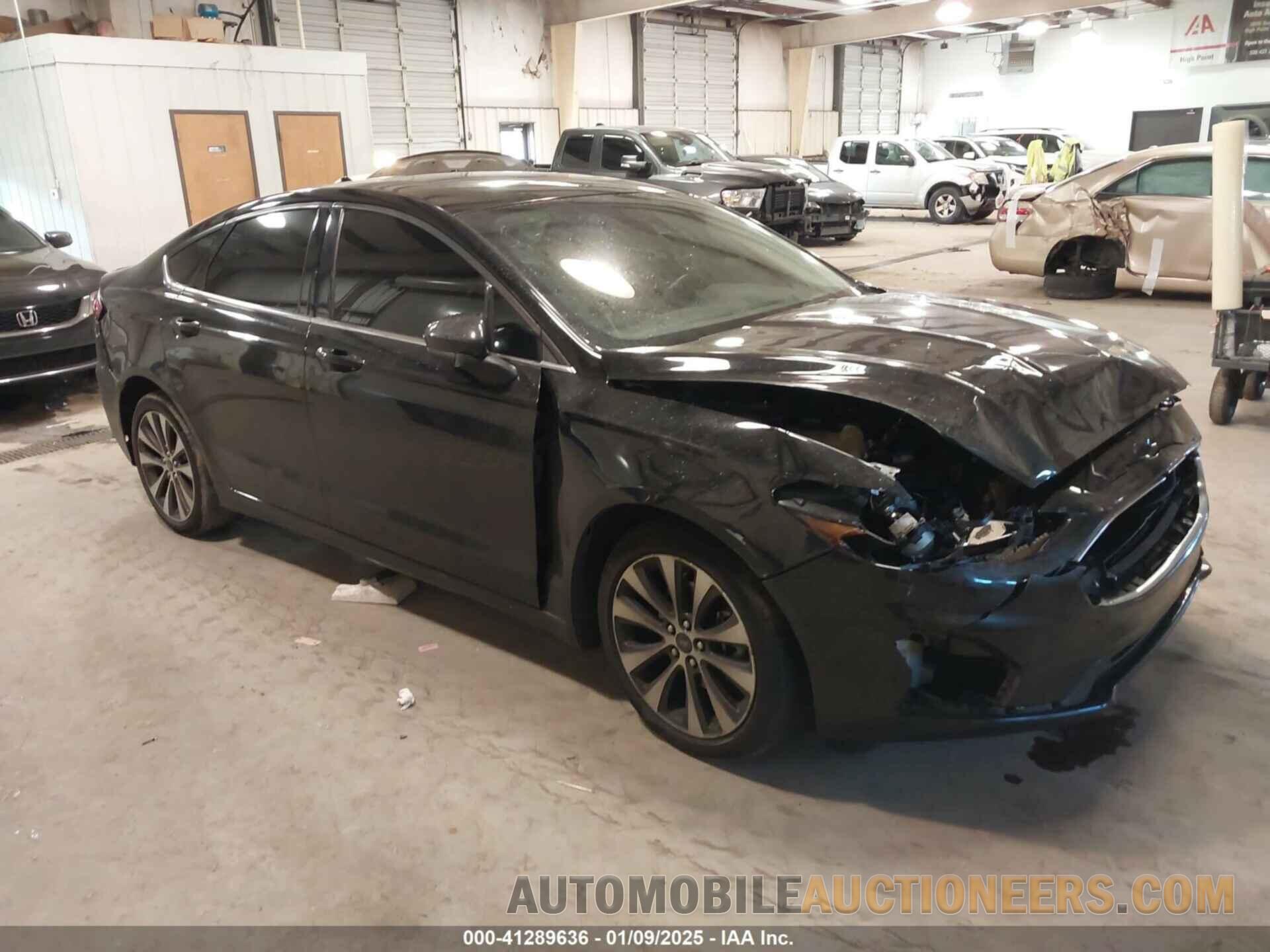 3FA6P0T93KR217275 FORD FUSION 2019