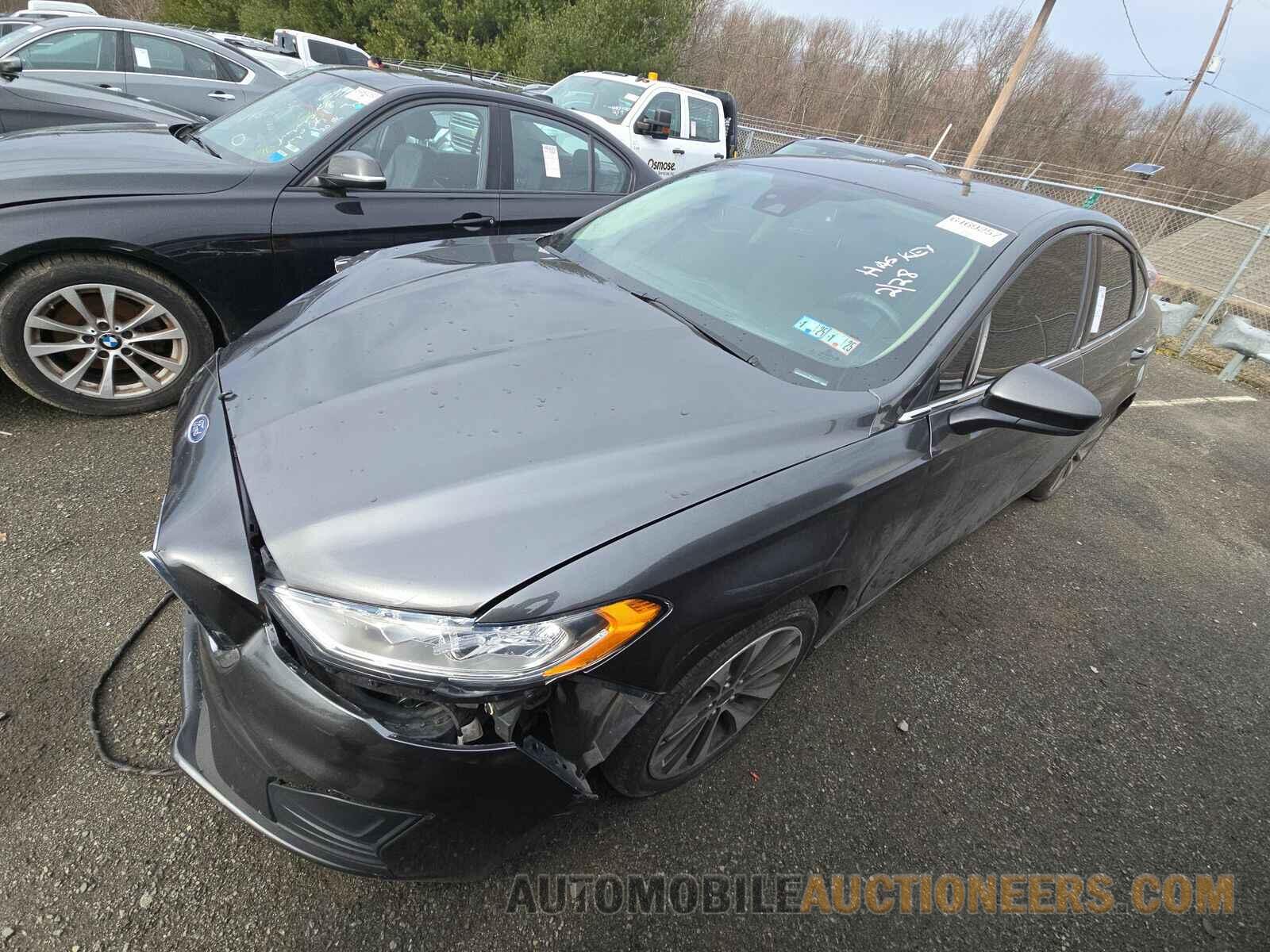 3FA6P0T93KR285169 Ford Fusion 2019