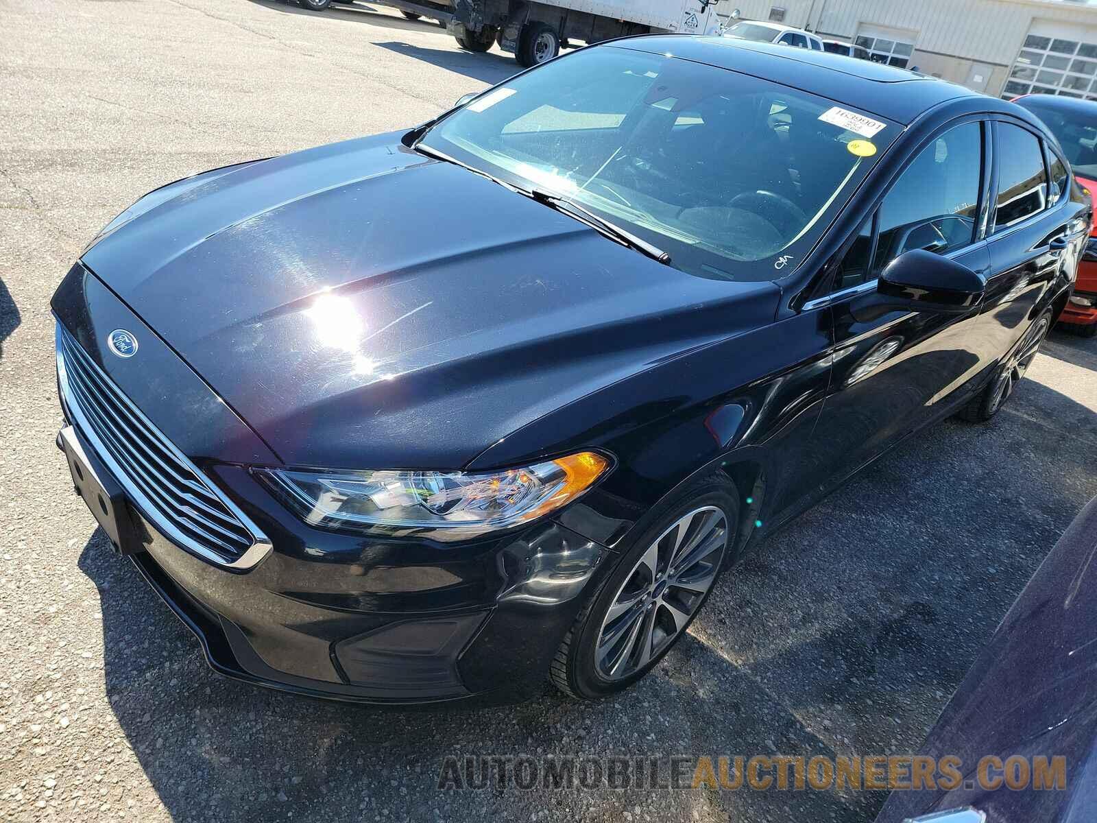 3FA6P0T93LR133989 Ford Fusion 2020