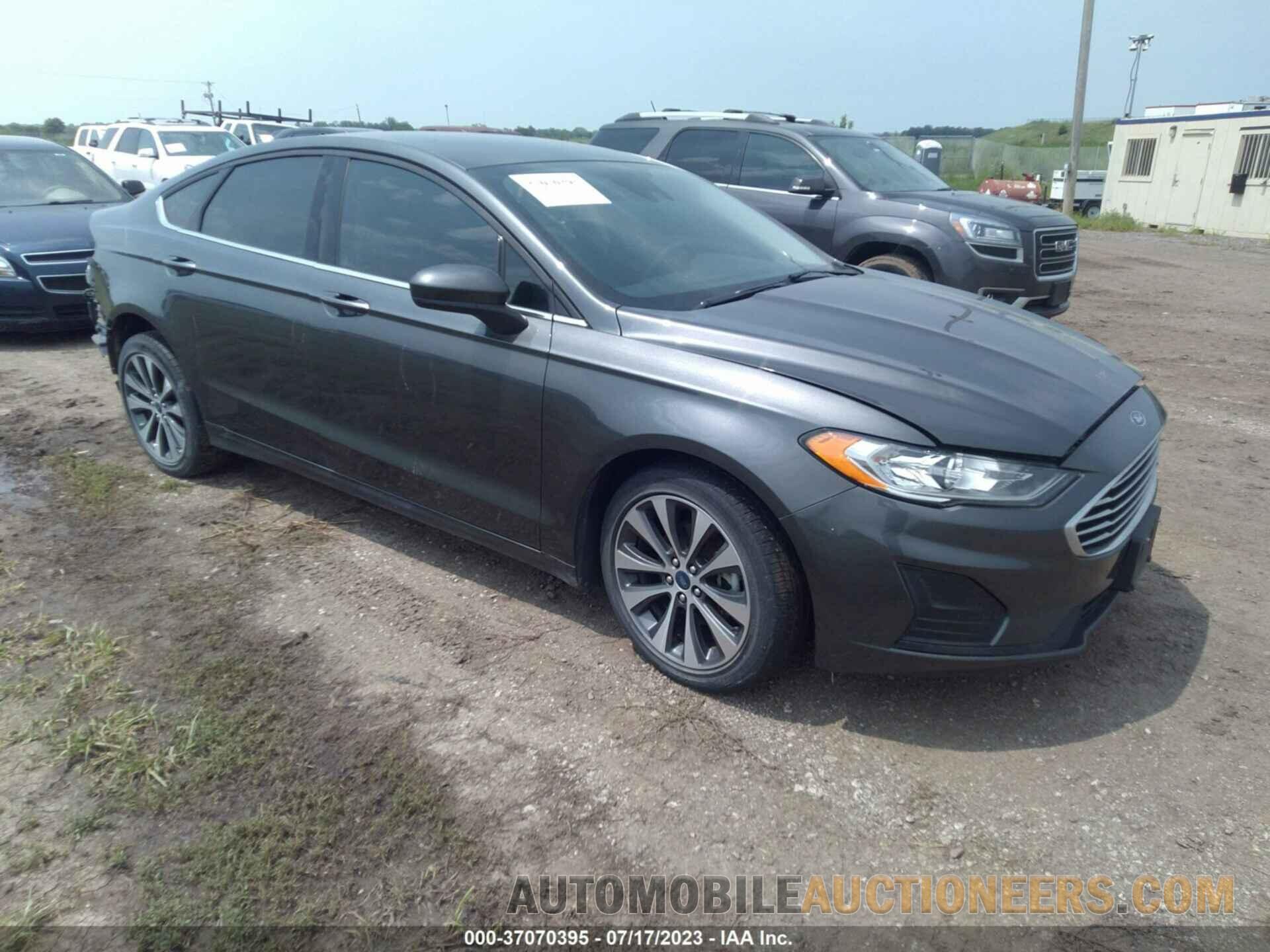 3FA6P0T93LR135726 FORD FUSION 2020