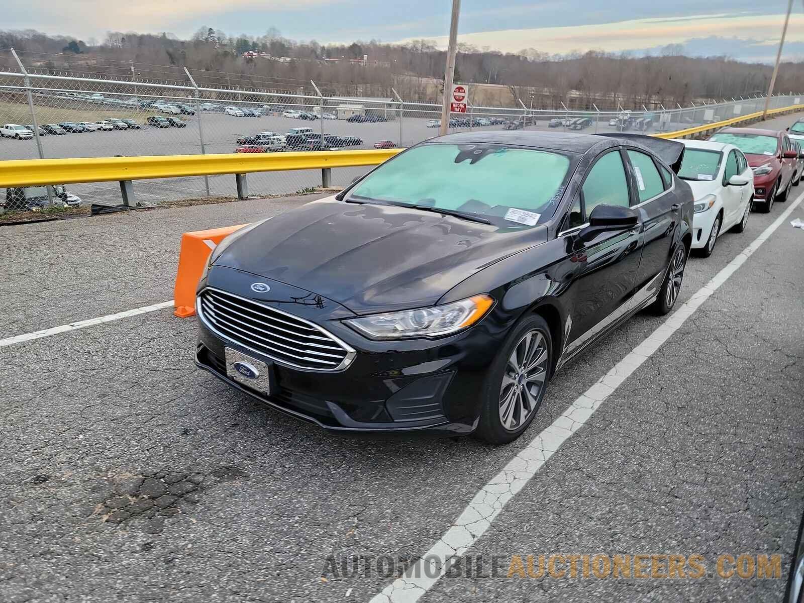 3FA6P0T94KR253895 Ford Fusion 2019