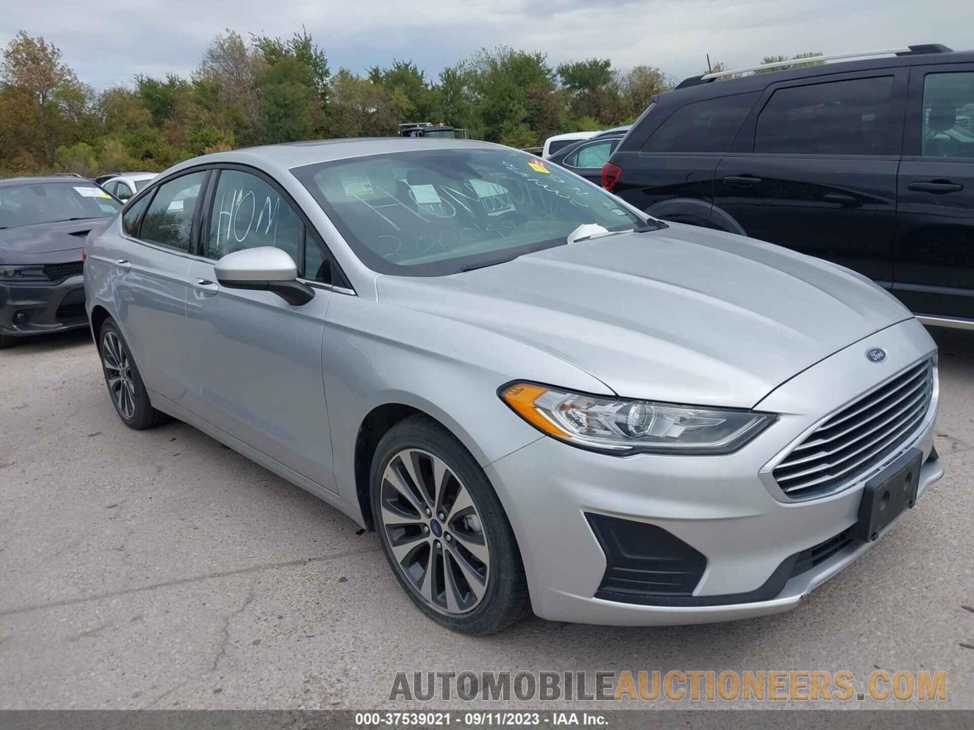 3FA6P0T94KR254075 FORD FUSION 2019