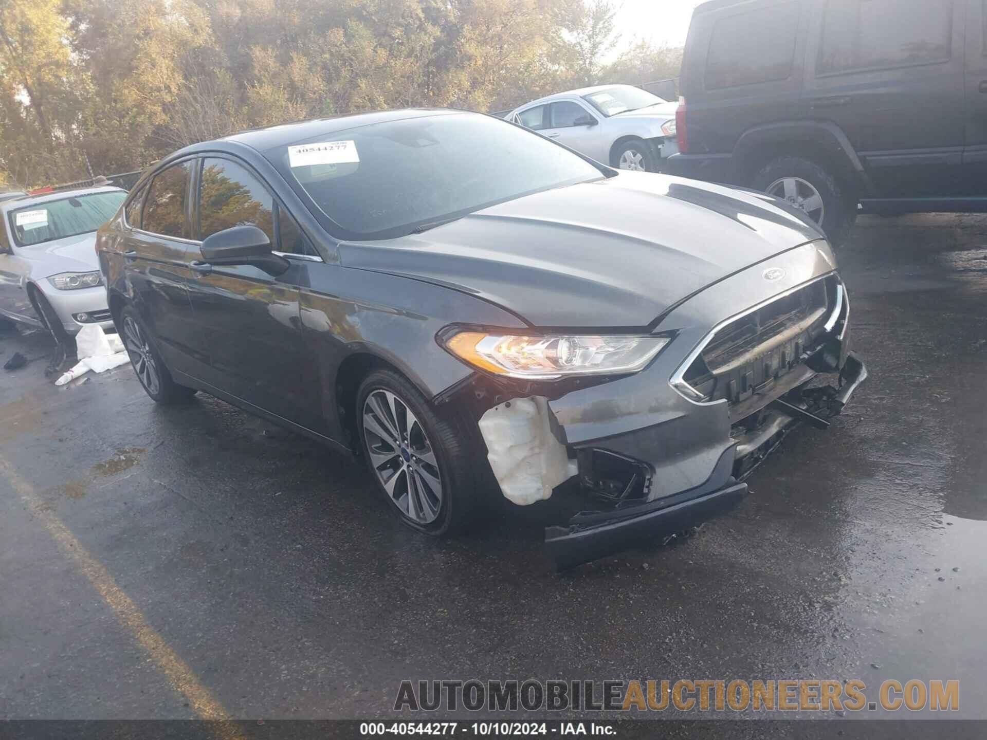 3FA6P0T96KR254076 FORD FUSION 2019