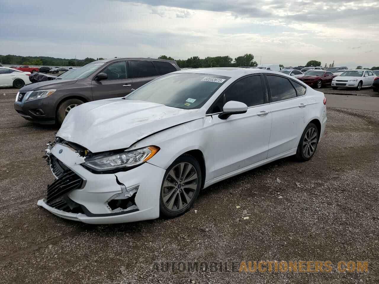 3FA6P0T96KR264929 FORD FUSION 2019