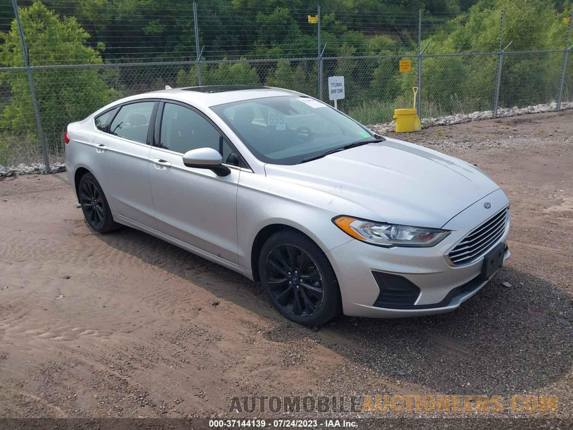 3FA6P0T96KR271461 FORD FUSION 2019