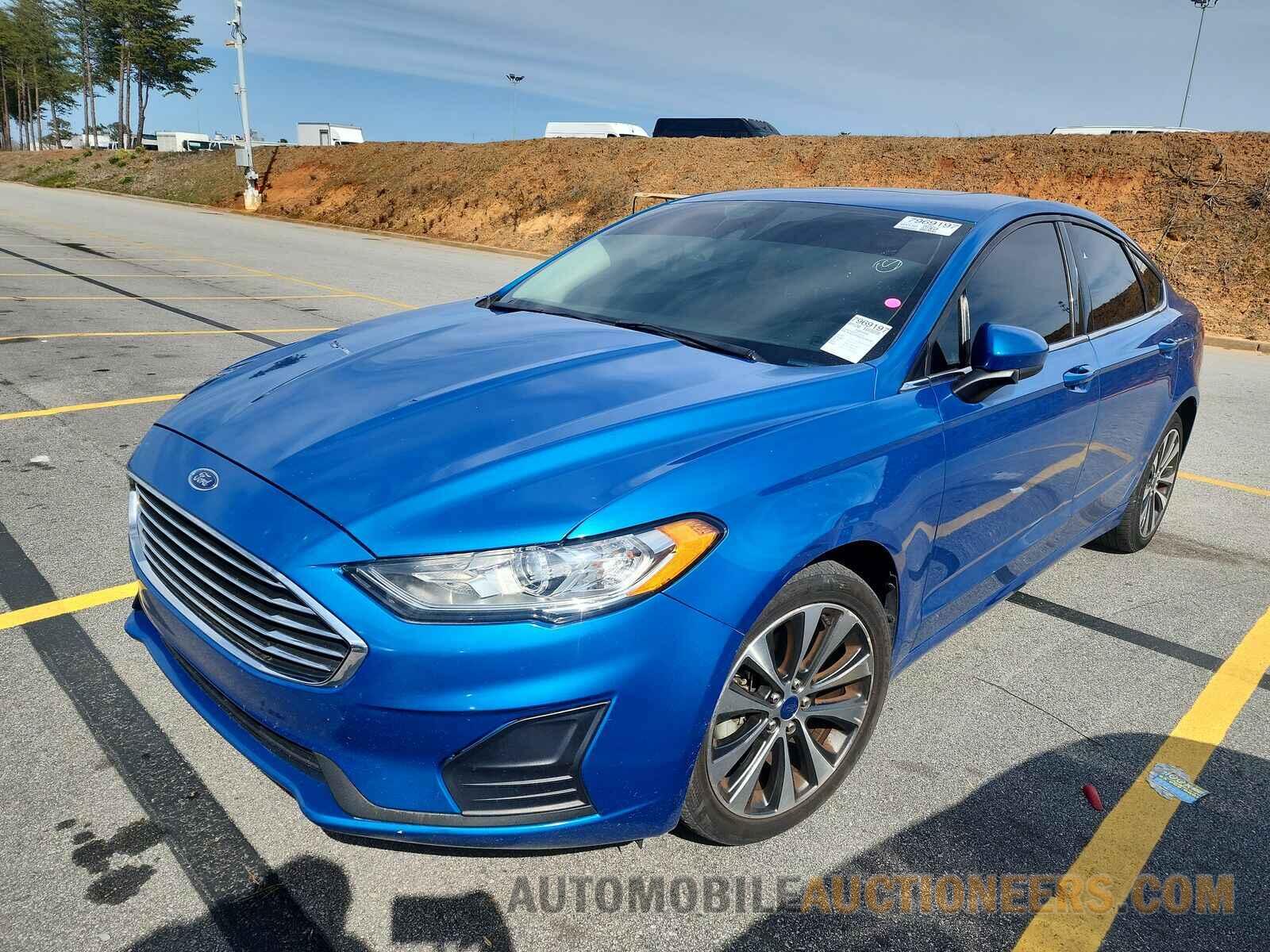 3FA6P0T98KR253916 Ford Fusion 2019