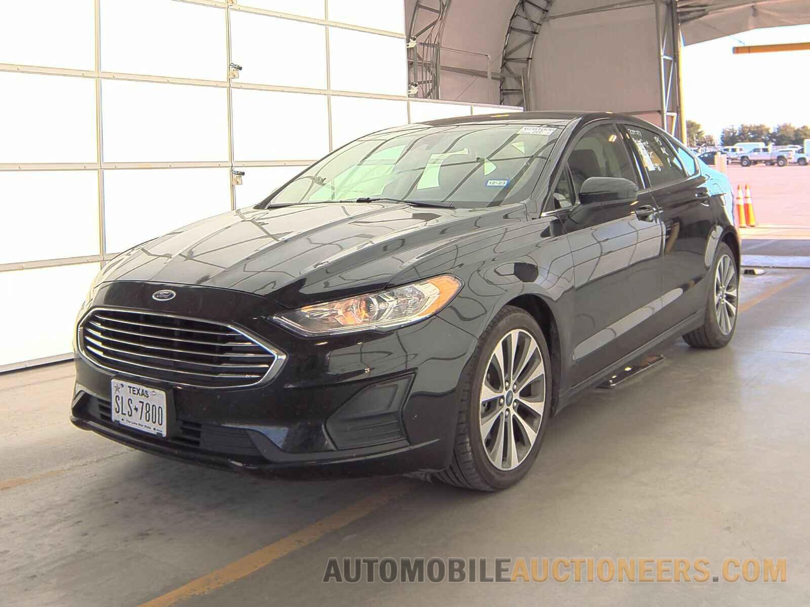 3FA6P0T99KR239717 Ford Fusion 2019