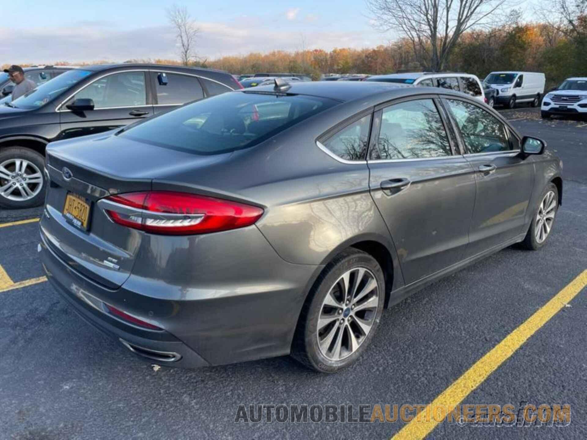 3FA6P0T99KR239779 FORD FUSION 2019