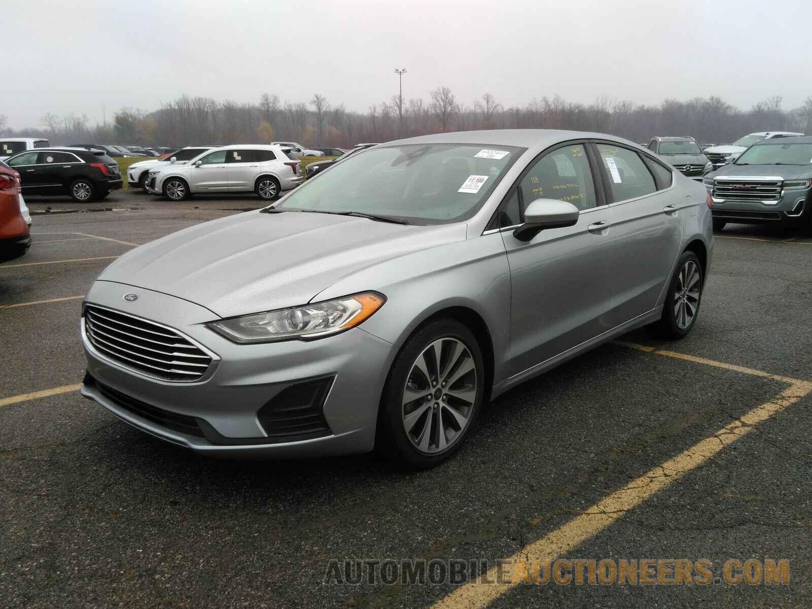 3FA6P0T99LR166026 Ford Fusion 2020