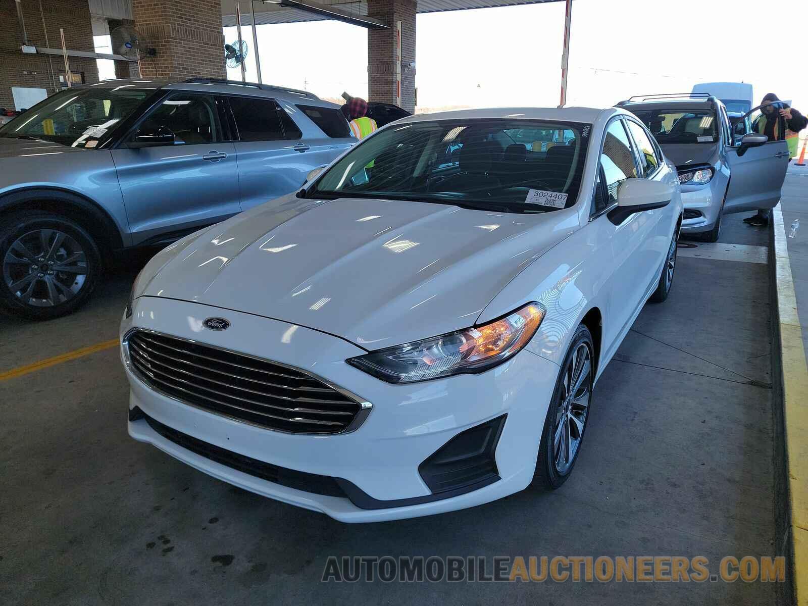 3FA6P0T9XKR237541 Ford Fusion 2019