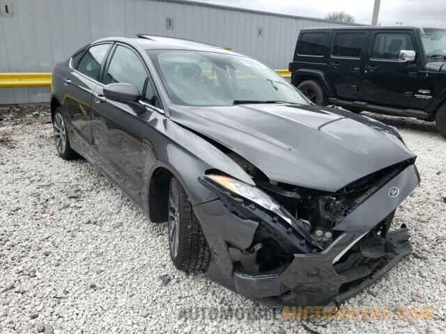 3FA6P0T9XKR237877 FORD FUSION 2019