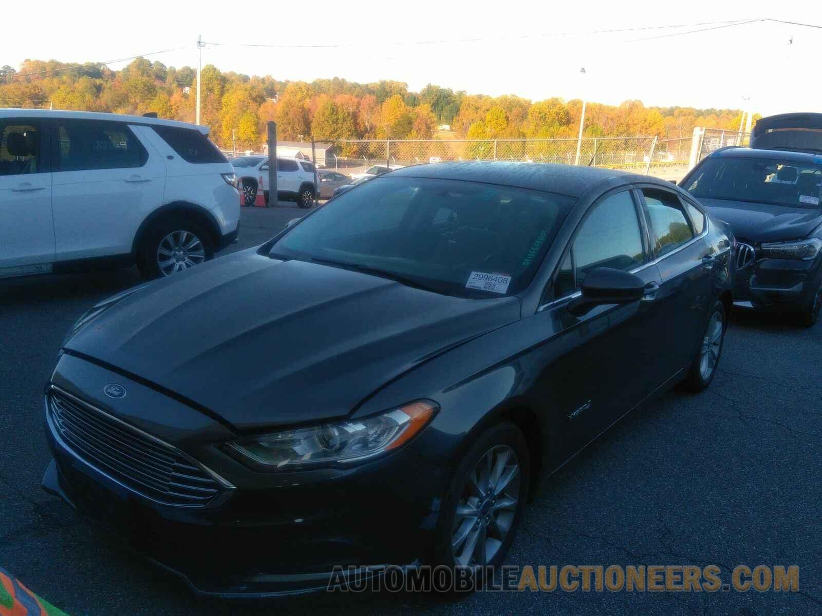 3FA6P0UU0JR135411 Ford Fusion Hybrid 2018