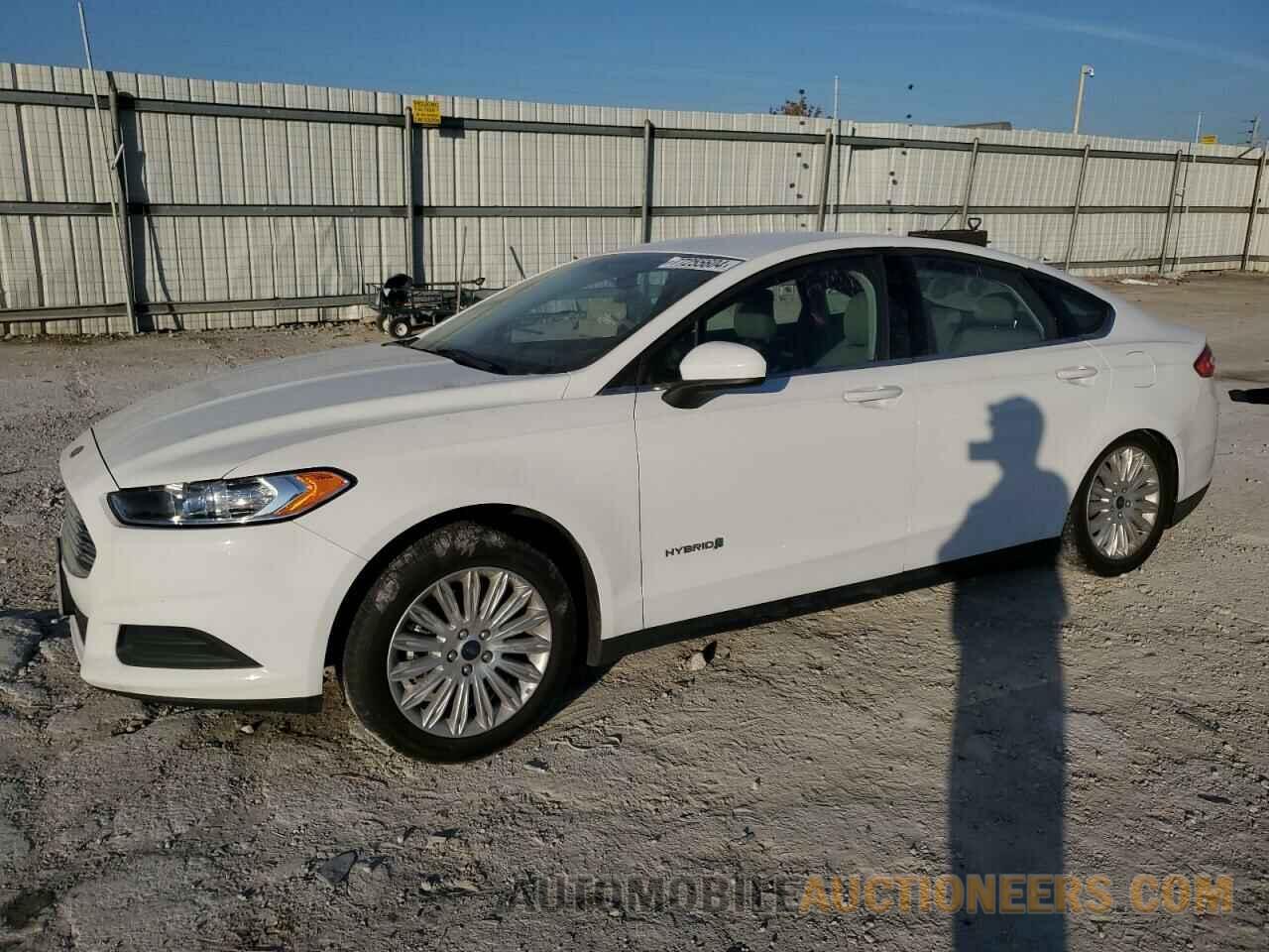 3FA6P0UU8GR203379 FORD FUSION 2016