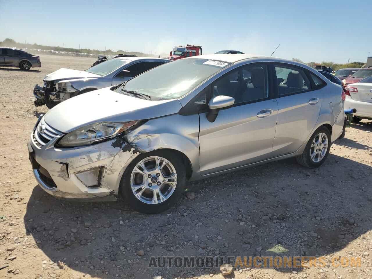 3FADP4AJ1BM240627 FORD FIESTA 2011