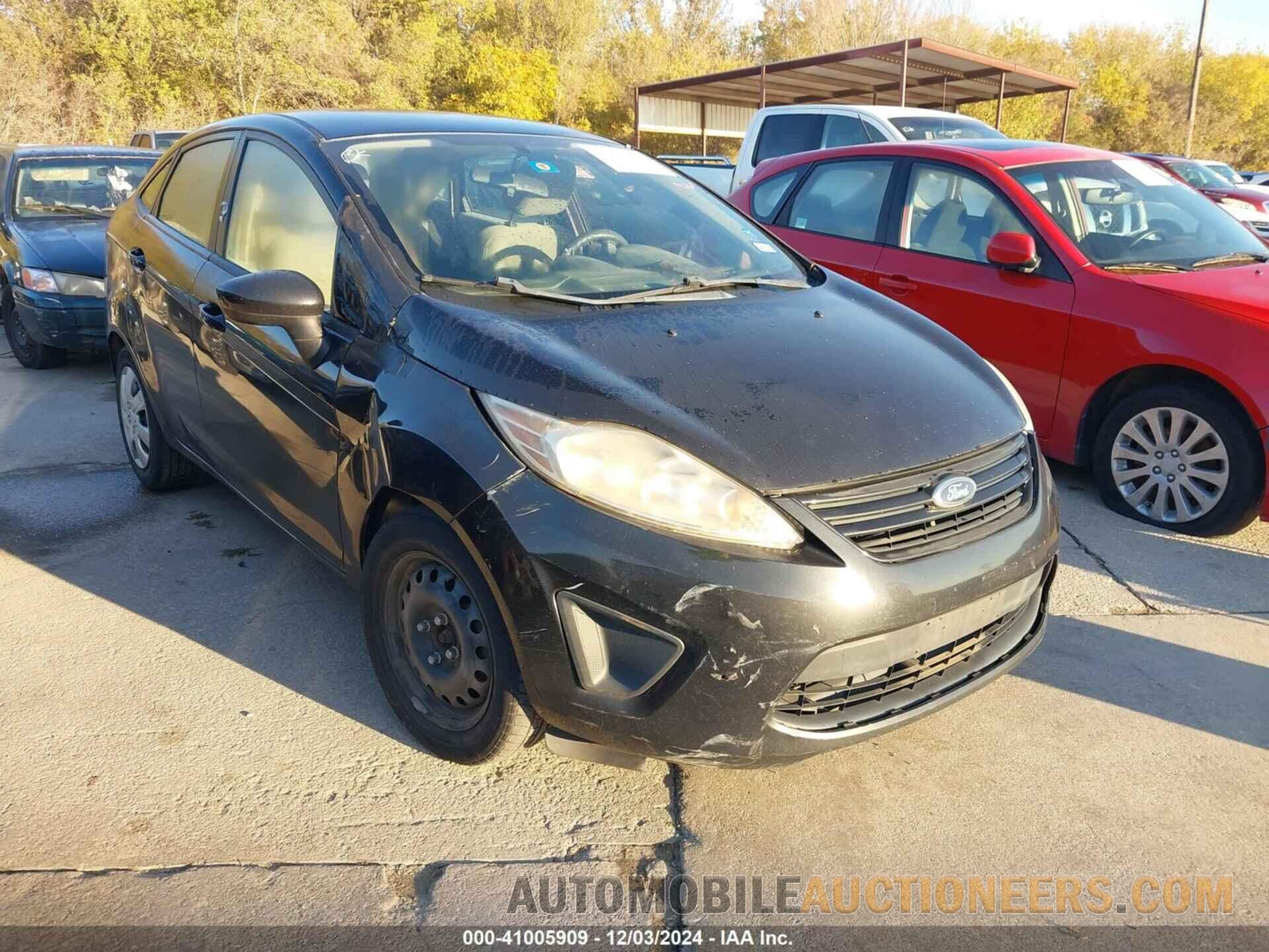 3FADP4AJ4DM158720 FORD FIESTA 2013