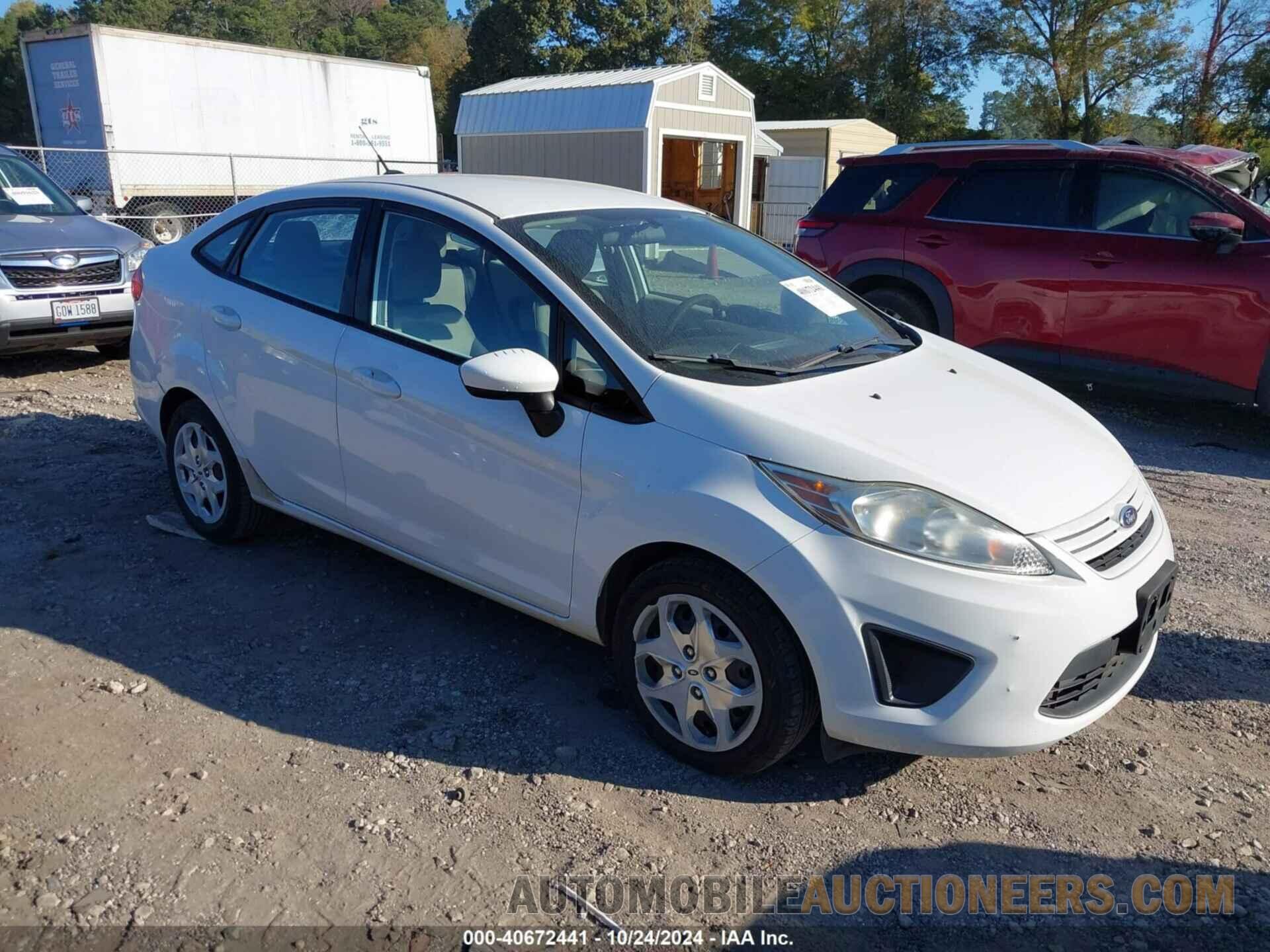 3FADP4AJ5DM107095 FORD FIESTA 2013