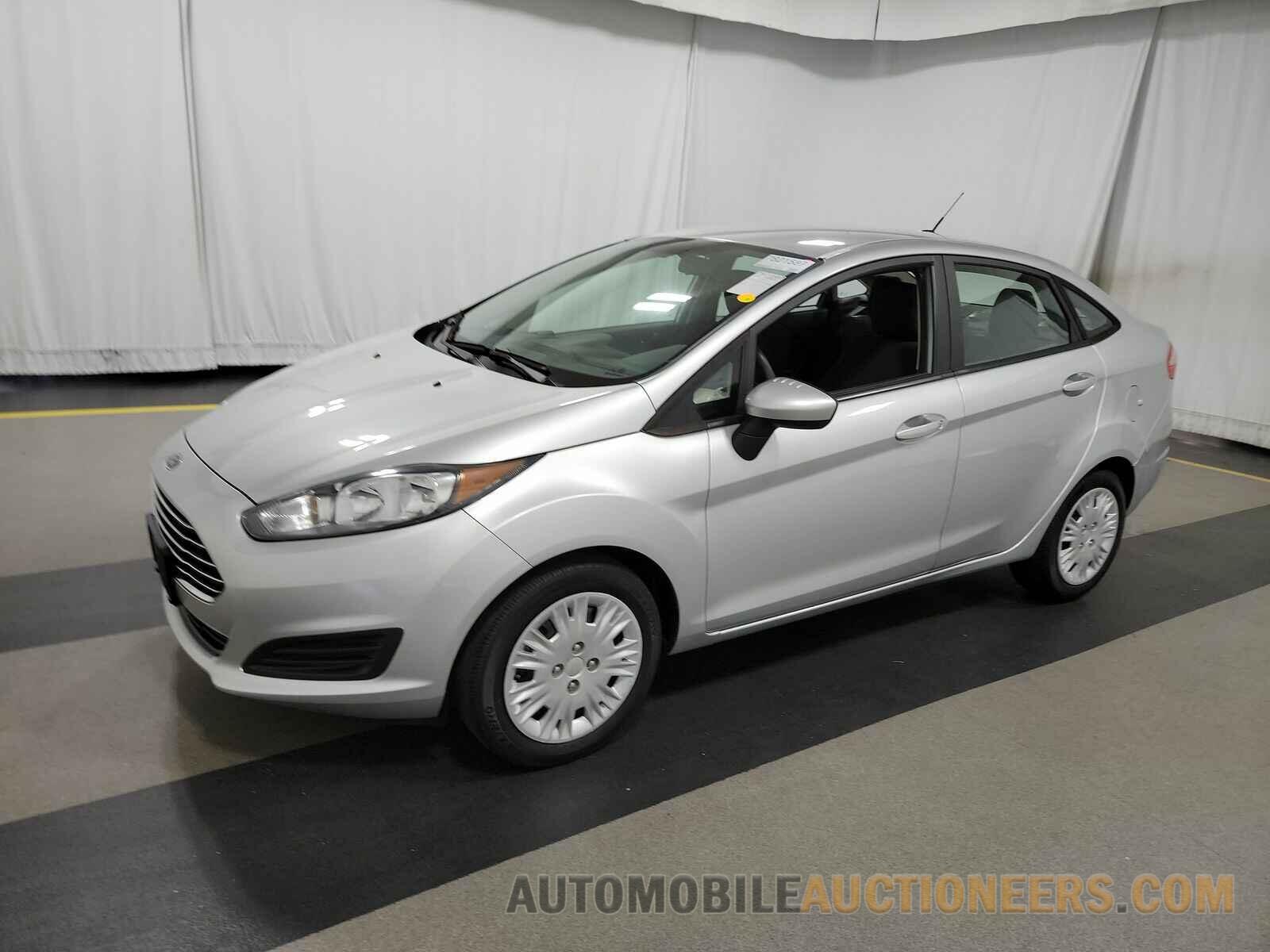 3FADP4AJ8FM132429 Ford Fiesta 2015