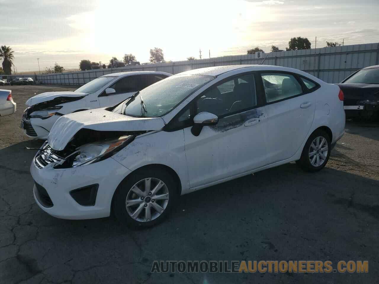 3FADP4BJ0DM137183 FORD FIESTA 2013