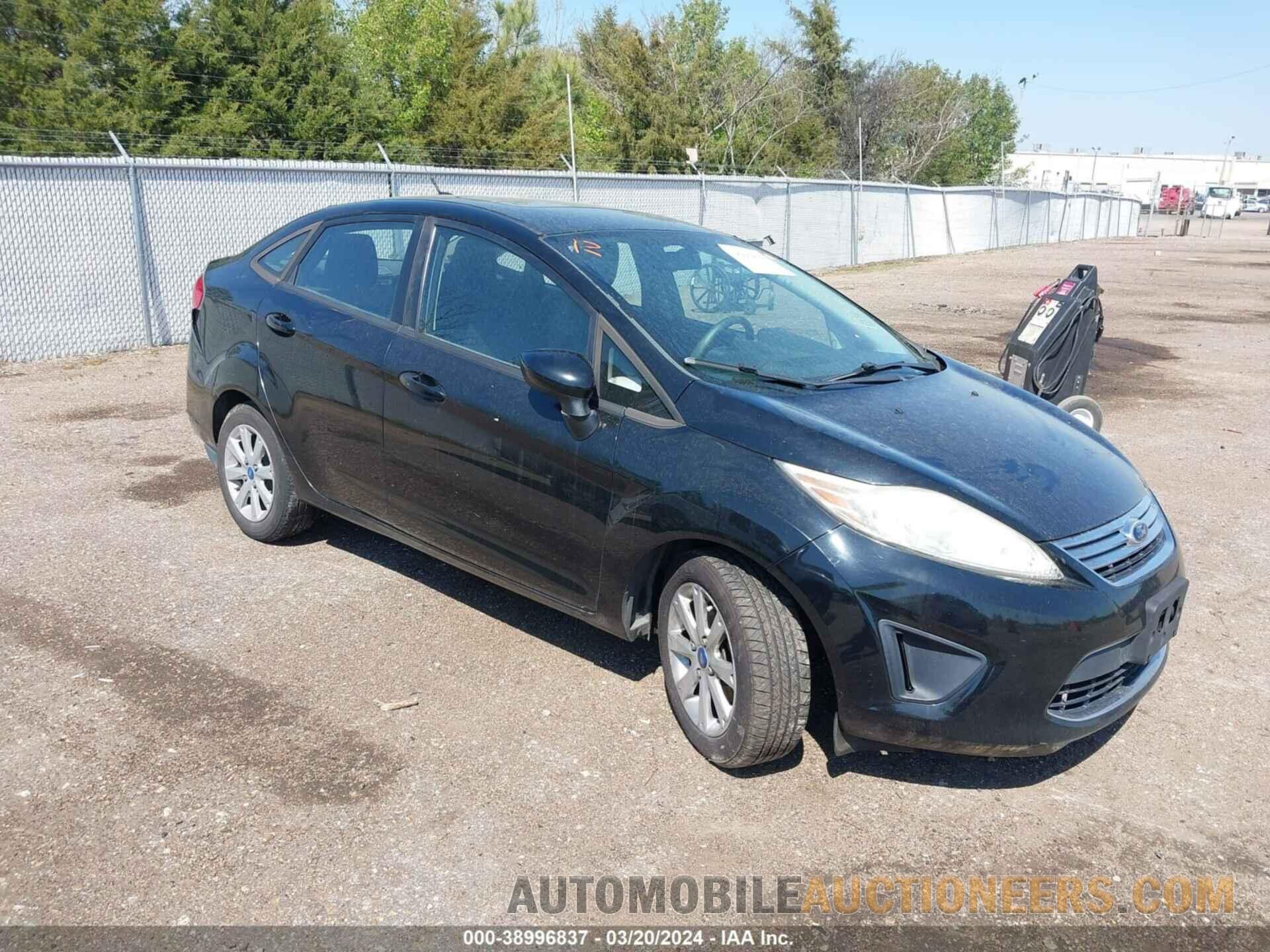 3FADP4BJ2CM137054 FORD FIESTA 2012