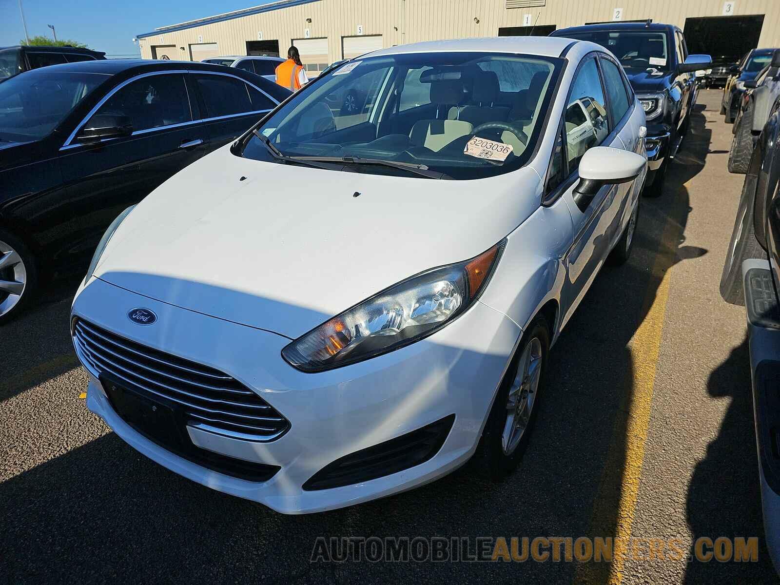 3FADP4BJ3HM102403 Ford Fiesta 2017