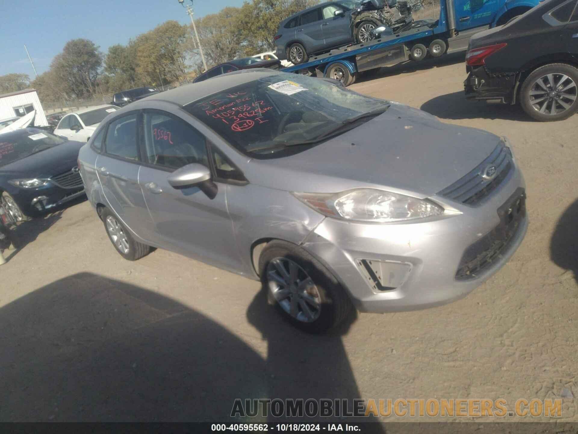 3FADP4BJ5BM156423 FORD FIESTA 2011