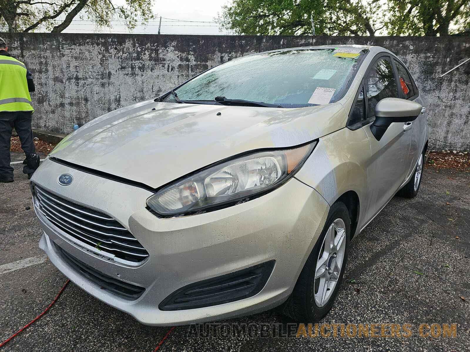 3FADP4BJ5HM119445 Ford Fiesta 2017