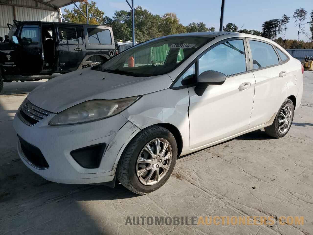 3FADP4BJ6BM231811 FORD FIESTA 2011