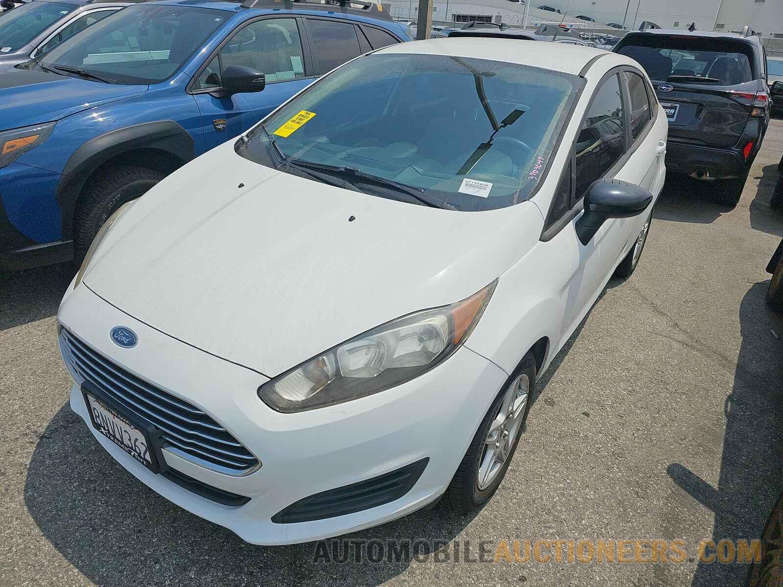 3FADP4BJ6HM115582 Ford Fiesta 2017