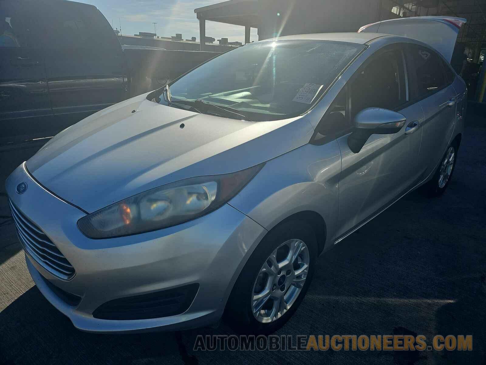 3FADP4BJ8FM191284 Ford Fiesta 2015