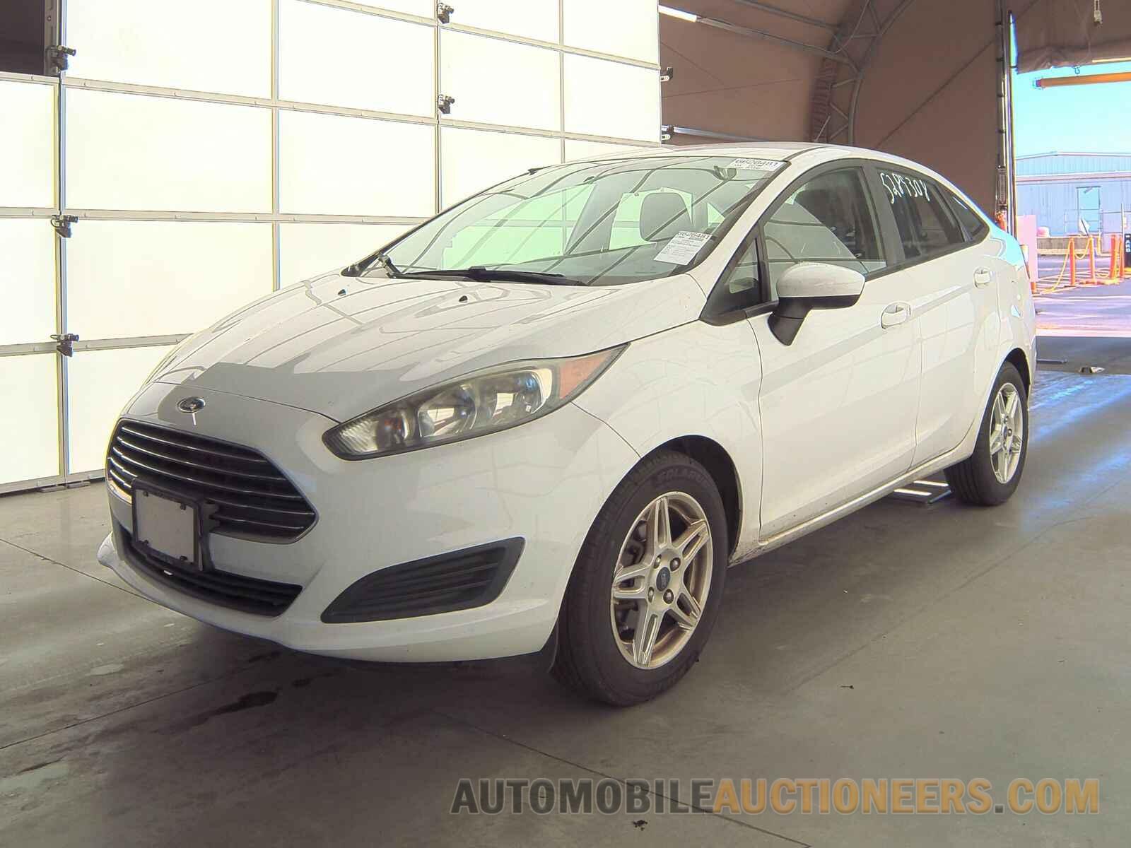 3FADP4BJ9HM135373 Ford Fiesta 2017